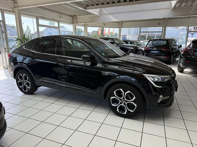 Gebraucht Renault Arkana Techno 140 PS (102 kW) 2023 Schwarz SUV