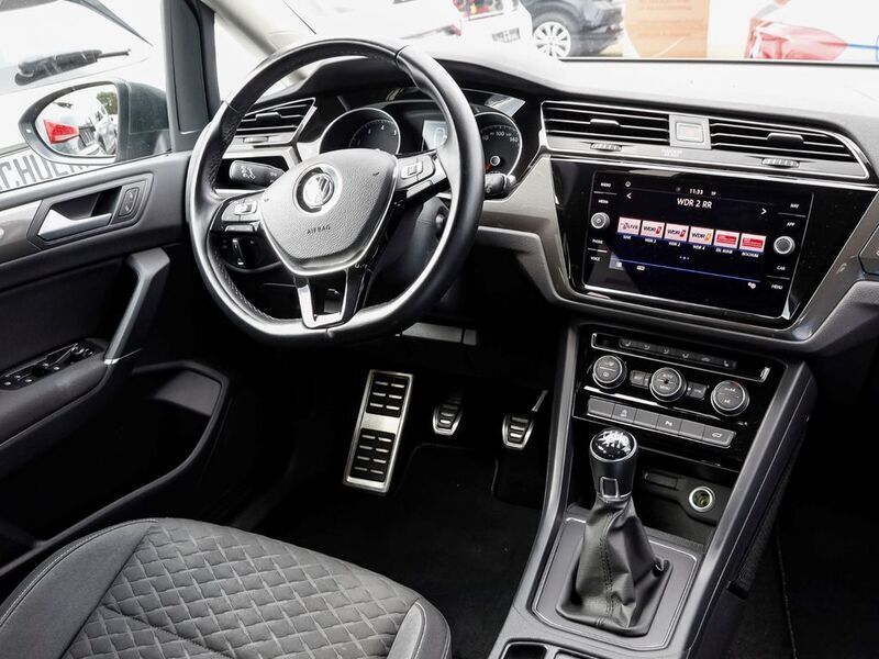 Gebraucht VW Touran Join 110 PS (80 kW) 2018 Grau Van / Kleinbus