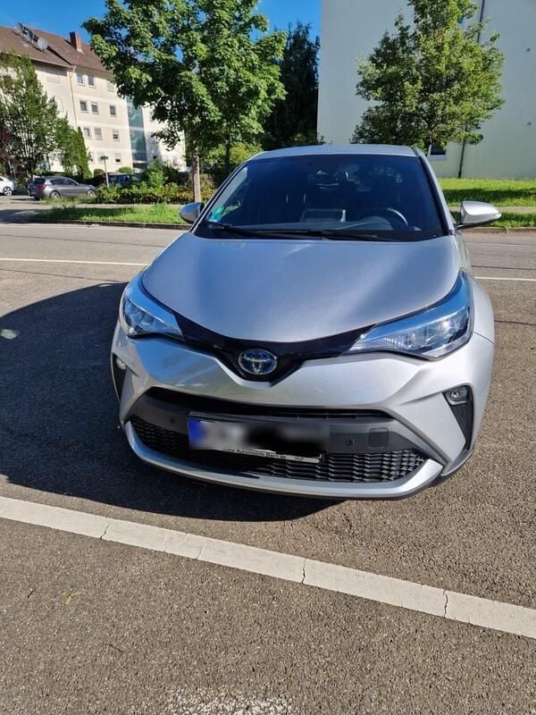 Silber Gebraucht 2022 Toyota C-HR SUV | 21.500 € (Superpreis) - Bild 1/4