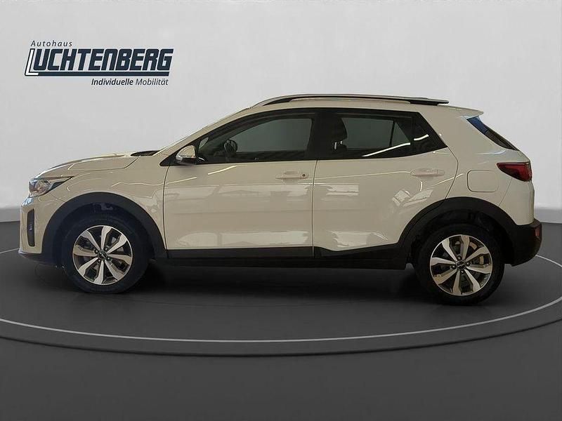 Gebraucht Kia Stonic Vision 101 PS (74 kW) 2023 Weiß SUV