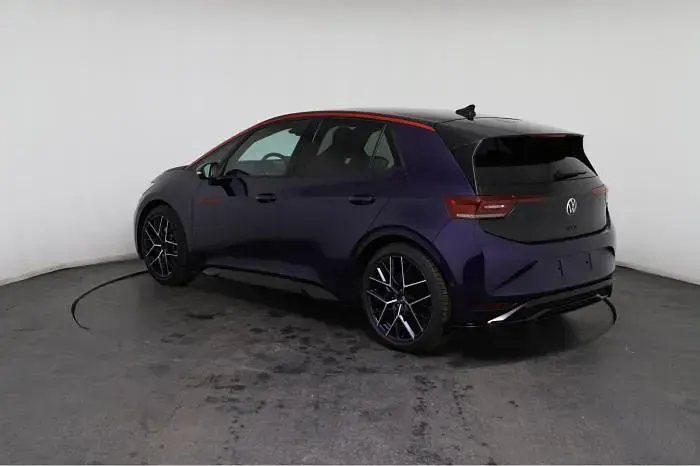 Neu VW ID.3 GTX 239 kW (326 PS) 2026 Violett, ultra violet metallic (z6) Kleinwagen