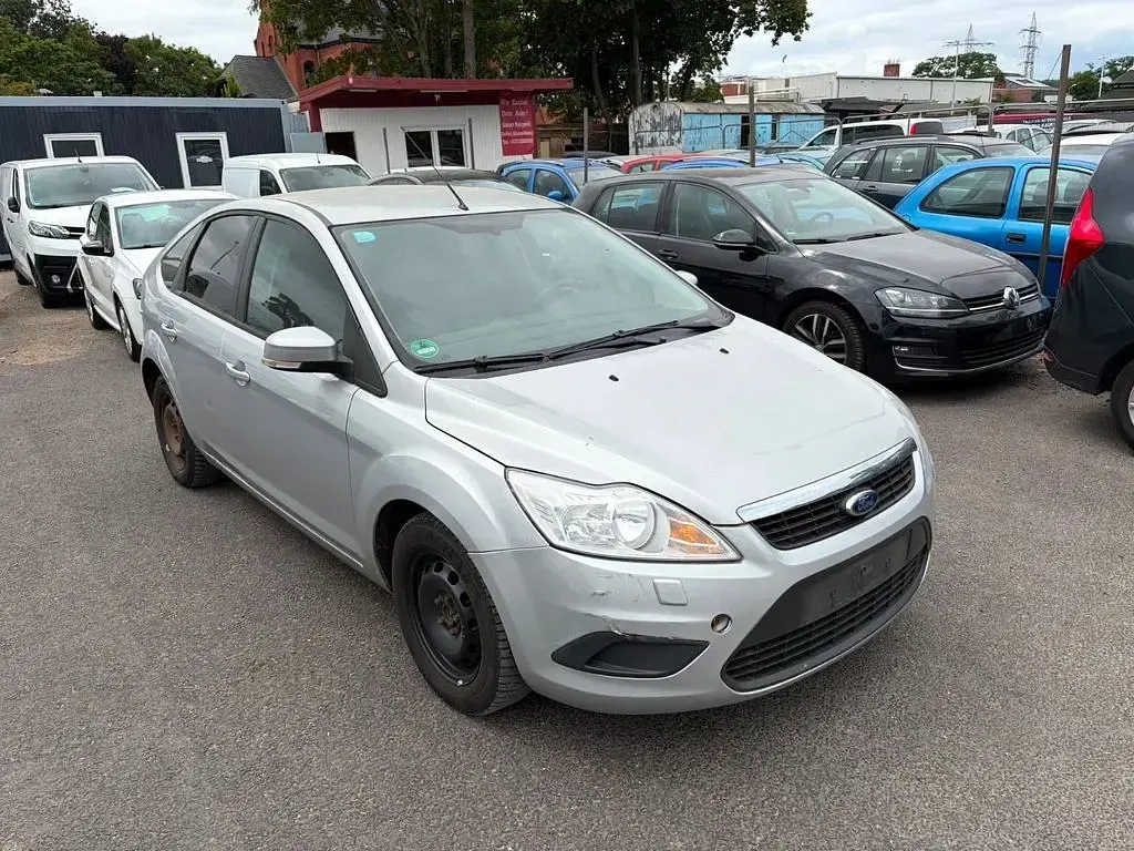 Gebraucht Ford Focus 101 PS (74 kW) 2011 Silber Limousine