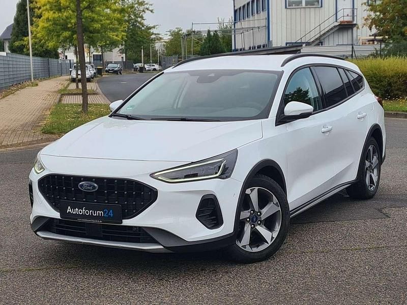 Weiß Gebraucht 2022 Ford Focus Active X Kombi | 19.399 € (Guter Preis) - Bild 1/4