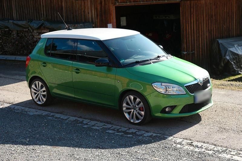 Gebraucht Skoda Fabia RS 179 PS (131 kW) 2011 Grün Kleinwagen