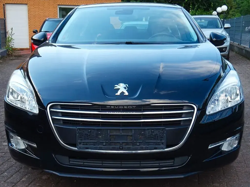 Gebraucht Peugeot 508 Active 156 PS (114 kW) 2012 Schwarz Limousine