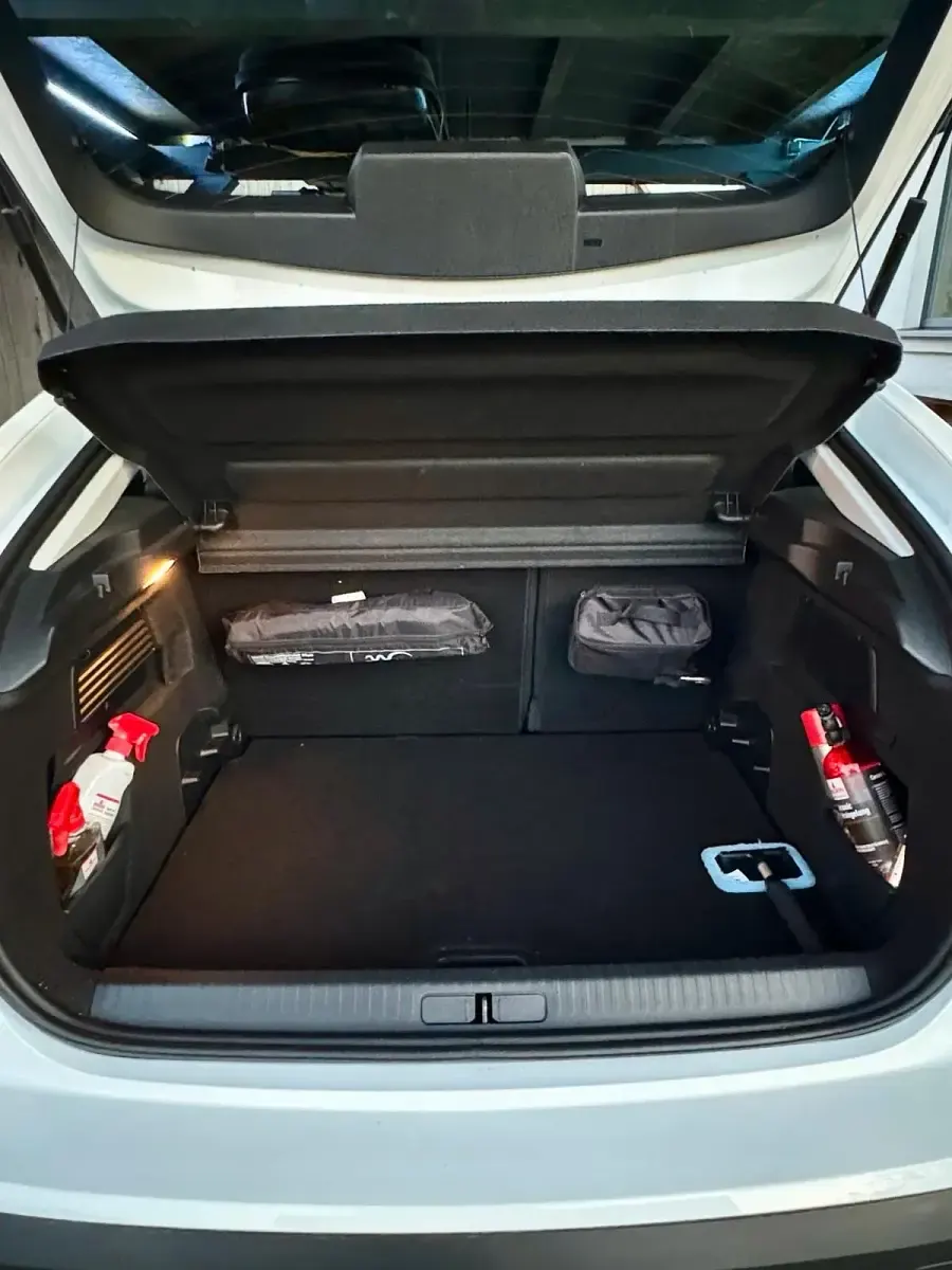 Gebraucht Citroën e-C4 100 kW (136 PS) 2026 Weiß Limousine
