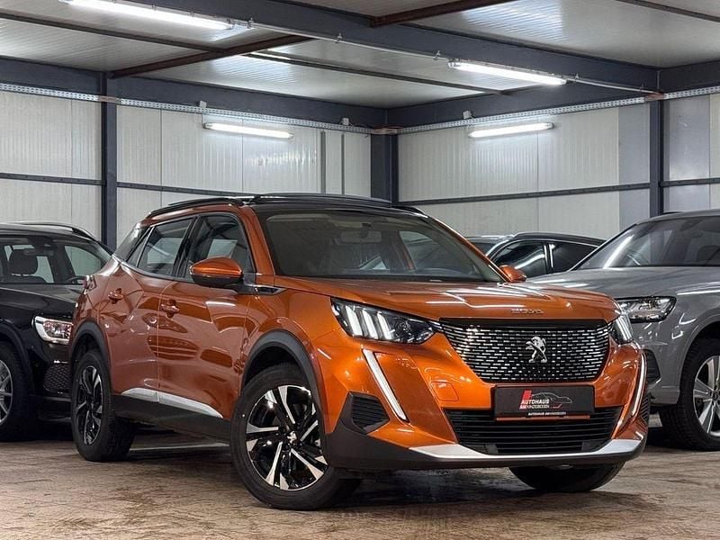 Orange Gebraucht 2024 Peugeot 2008 Allure SUV | 19.890 € (Superpreis) - Bild 1/4