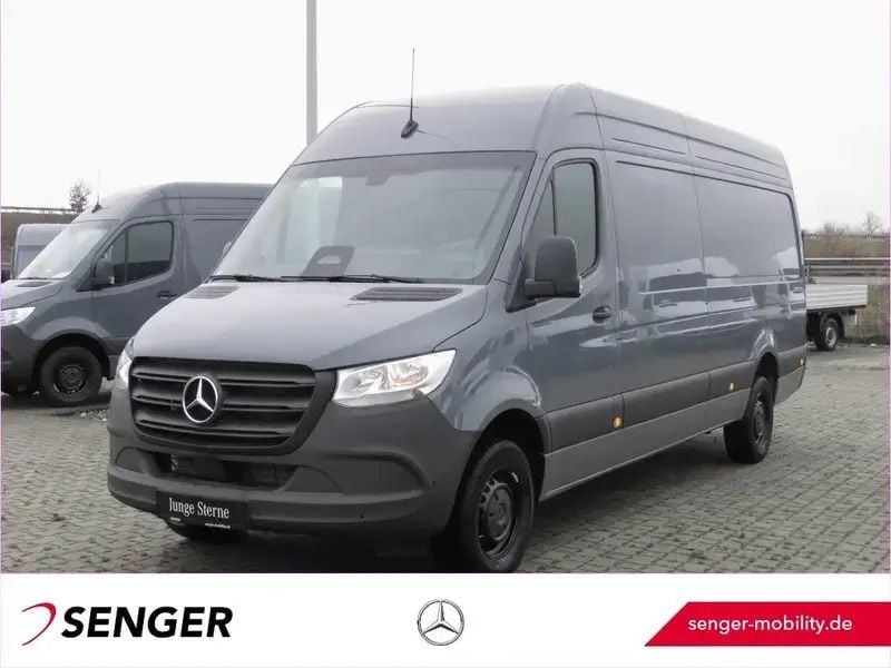 Grau Gebraucht 2024 Mercedes Sprinter Van | 43.852 € (Fairer Preis) - Bild 1/1