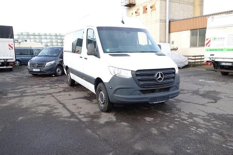 Weiß Gebraucht 2021 Mercedes Sprinter Van | 19.999 € - Bild 1/4