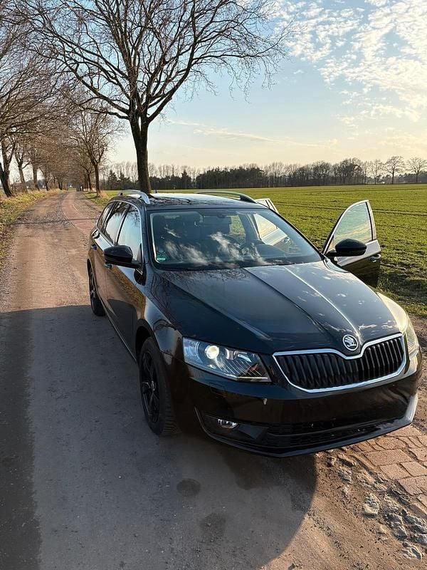 Gebraucht Skoda Octavia 105 PS (77 kW) 2014 Schwarz Kleinwagen