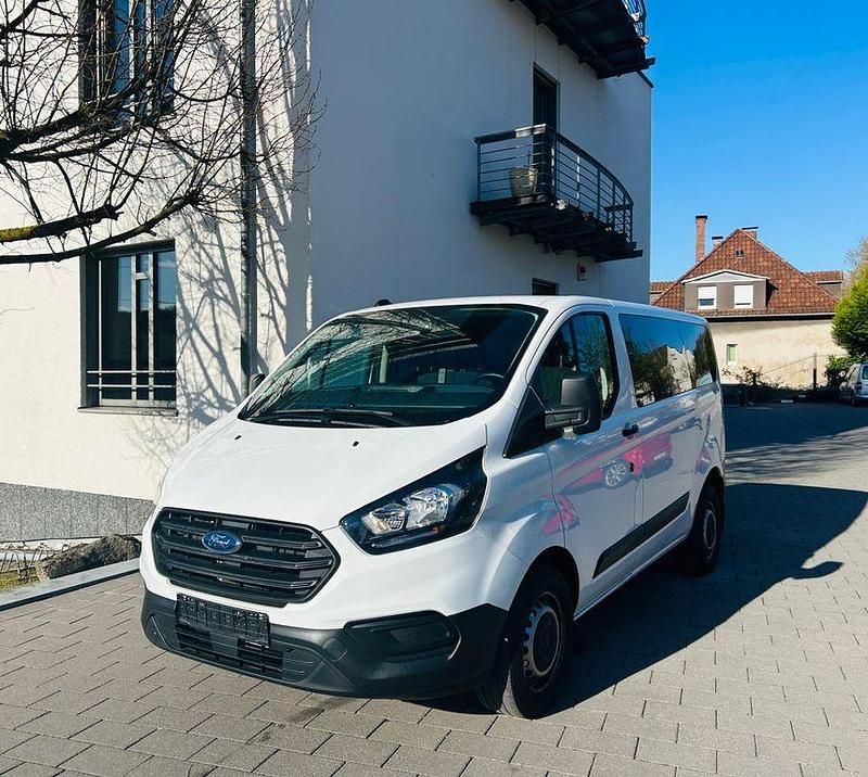 Gebraucht Ford Transit Trend 105 PS (77 kW) 2021 Weiß Van / Kleinbus