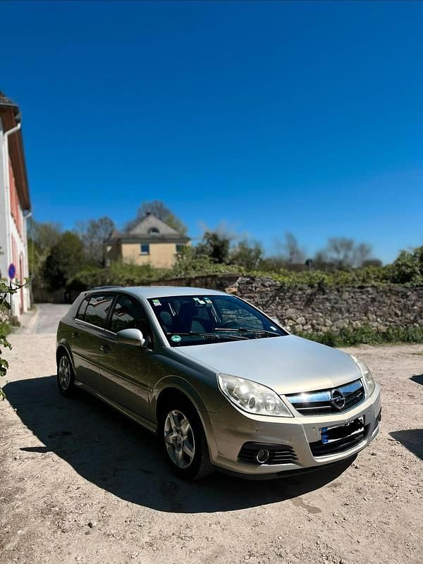 Usado Opel Signum 2006 Dourado Citadino