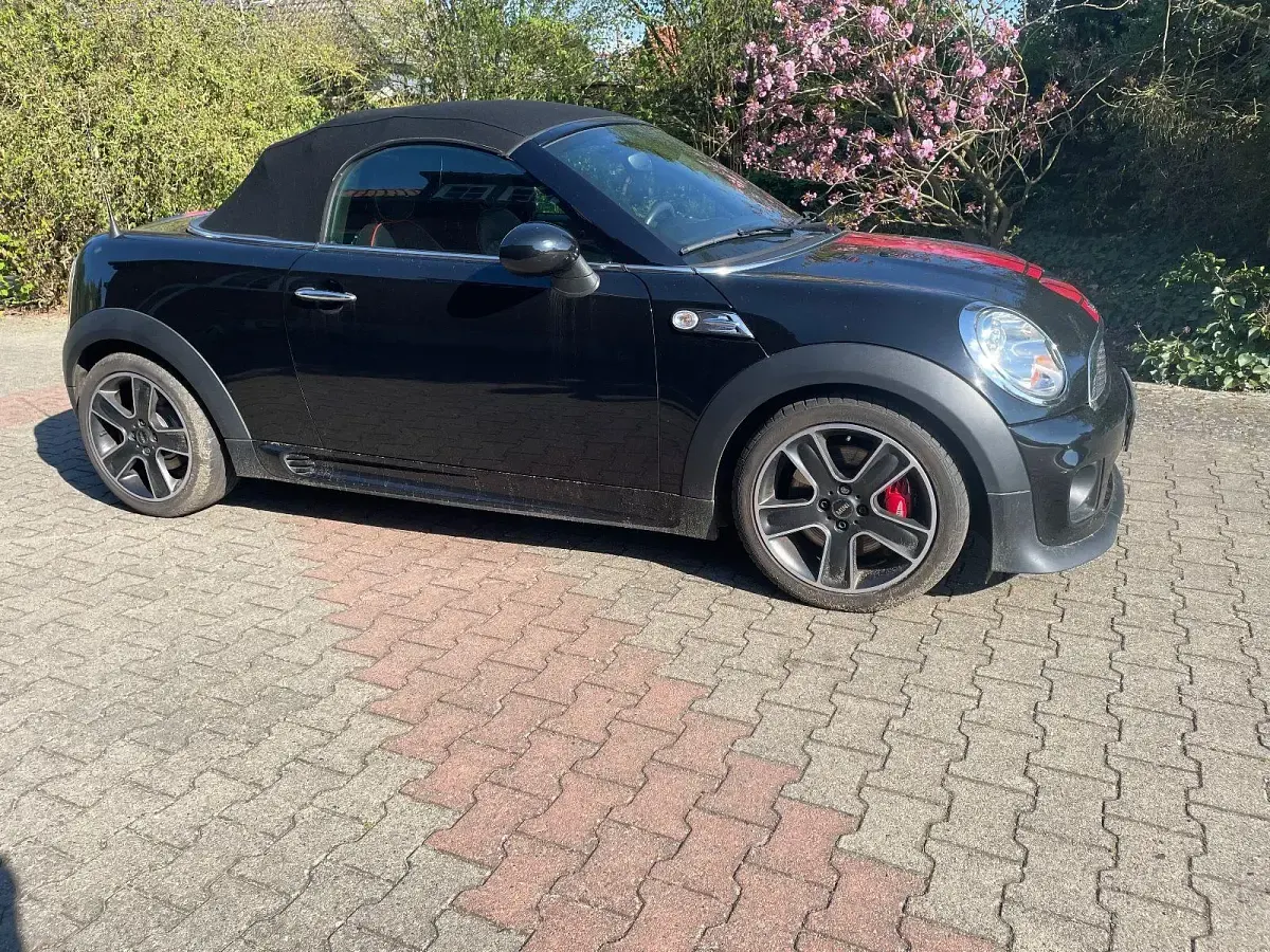 Käytetty Mini John Cooper Works 211 HP (155 kW) 2012 Musta Viistoperä