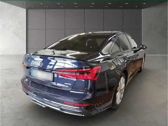Gebraucht Audi A6 Advanced 367 PS (269 kW) 2022 Blau Limousine