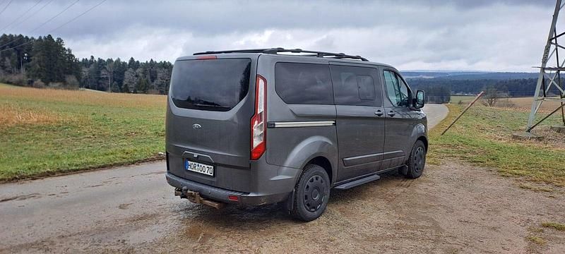Gebraucht Ford Transit Custom 170 PS (125 kW) 2017 Andere farben Van / Kleinbus