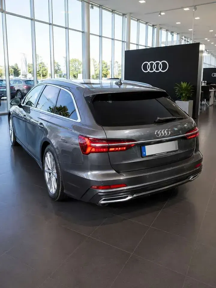 Gebraucht Audi A6 Sport 204 PS (150 kW) 2019 Grau Kombi