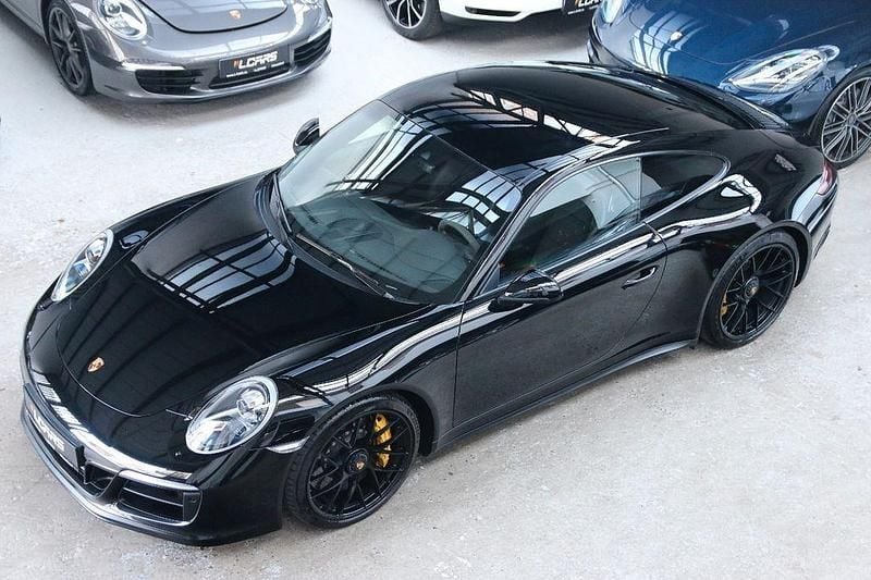 Schwarz Gebraucht 2018 Porsche 911 Carrera 4 GTS Coupé | 95.990 € (Superpreis) - Bild 1/4