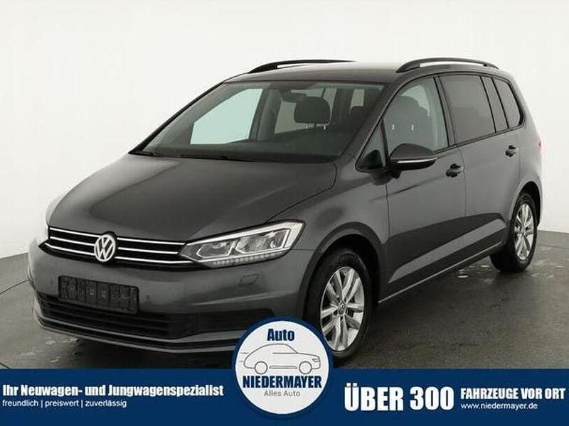 Indiumgrau metallic Gebraucht 2019 VW Touran Comfortline Van / Kleinbus | 23.495 € (Fairer Preis) - Bild 1/4