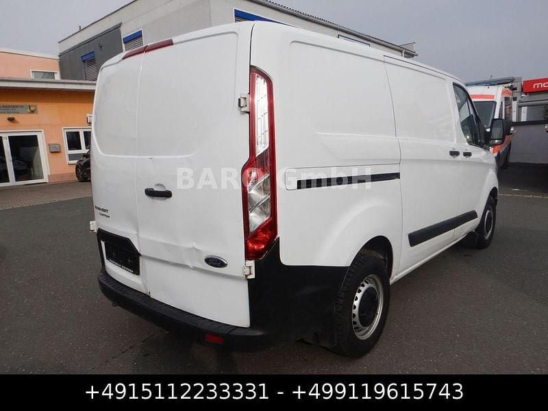 Gebraucht Ford Transit Custom 105 PS (77 kW) 2019 Weiß Van / Kleinbus