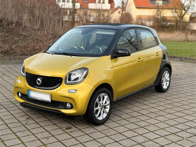 Gold Gebraucht 2015 Smart ForFour Kleinwagen | 7.200 € (Guter Preis) - Bild 1/4