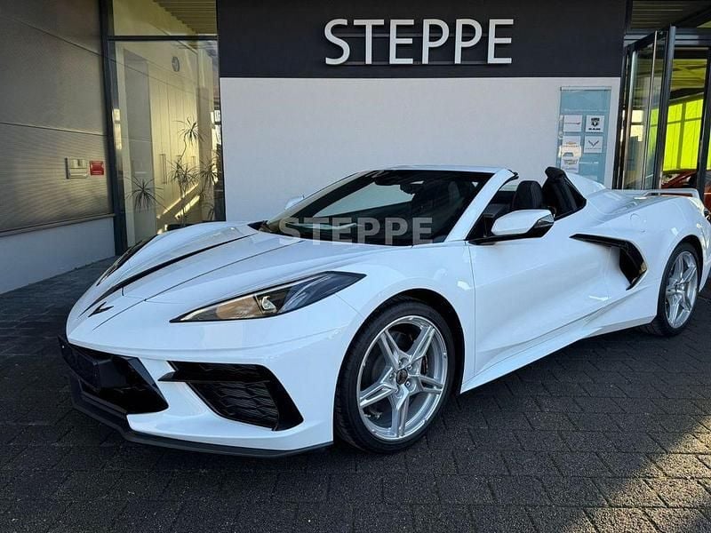 Weiß Neu 2025 Corvette Stingray Cabrio | 112.800 € (Superpreis) - Bild 1/4