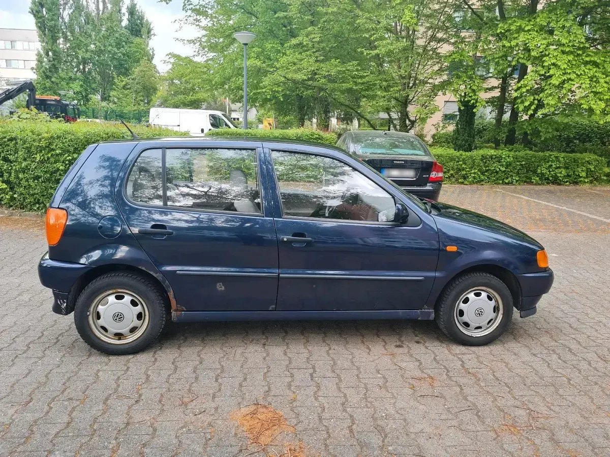 Usata VW Polo 60 CV (44 kW) 1997 Blu Utilitaria