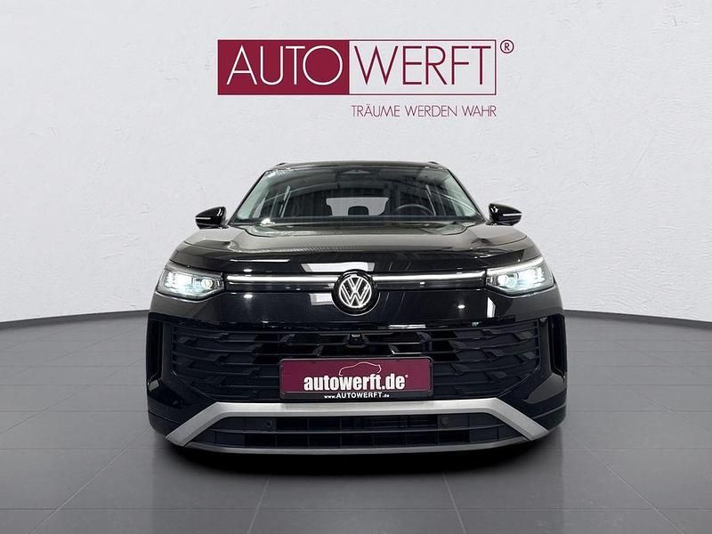 Gebraucht VW Tayron Life 150 PS (110 kW) 2025 Grenadillschwarz metallic SUV