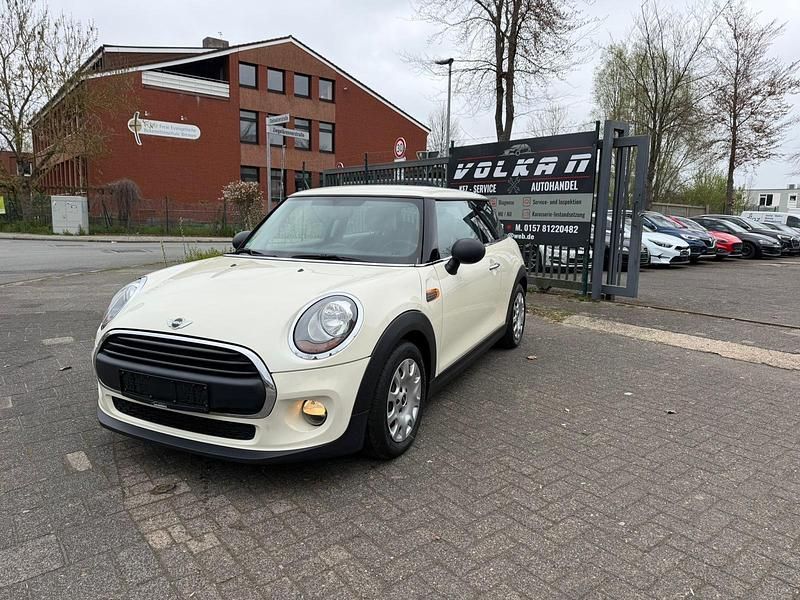 Begagnad Mini ONE 75 HK (55 kW) 2016 Vit Halvkombi