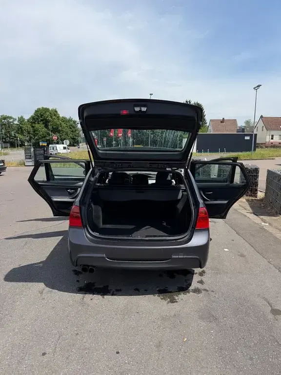 Gebraucht BMW 330 M Performance 231 PS (169 kW) 2005 Grau Kombi