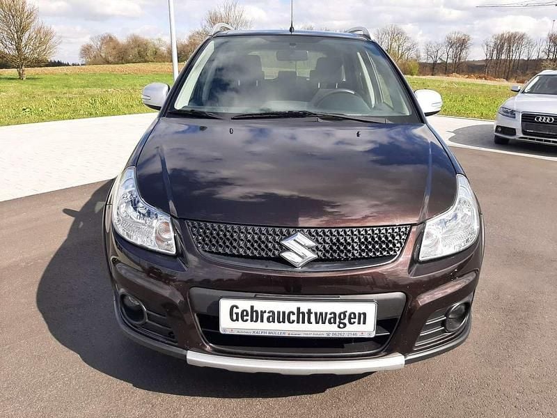 Gebraucht Suzuki SX4 Style 120 PS (88 kW) 2015 Braun Limousine