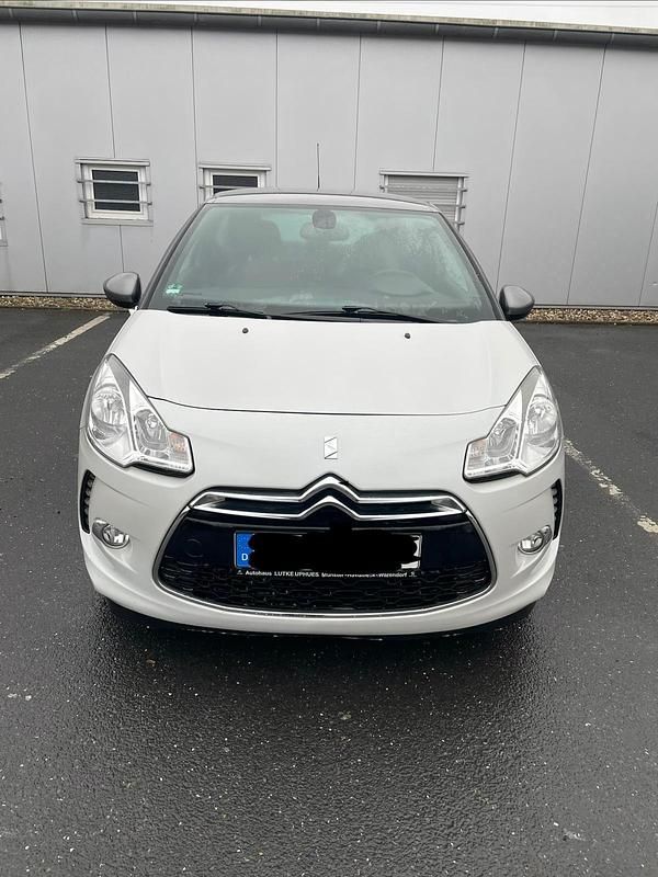 Gebraucht Citroën DS3 109 PS (80 kW) 2015 Weiß Limousine