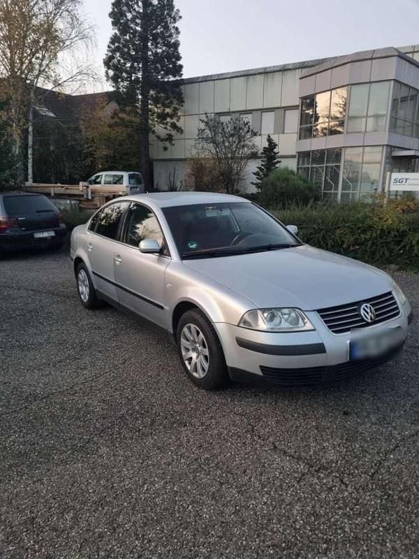 Gebraucht VW Passat 102 PS (75 kW) 2003 Grau Limousine