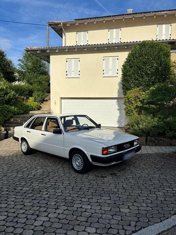 Second-hand Audi 80 75 CP (55 kW) 1983 Alb Berlinǎ