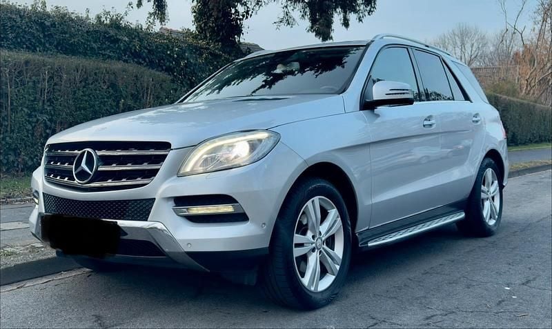 Gebraucht Mercedes ML350 258 PS (189 kW) 2012 Silber SUV