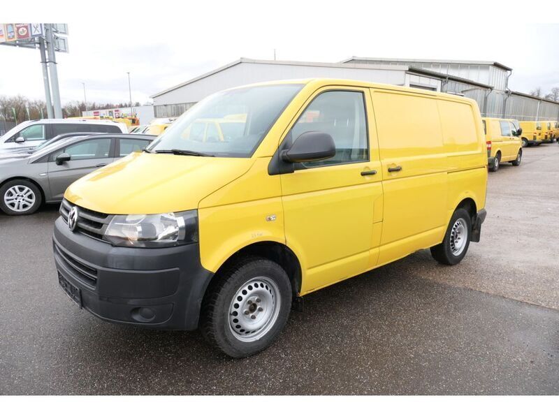 Gebraucht VW T5 84 PS (61 kW) 2013 Ginstergelb r1032 Van