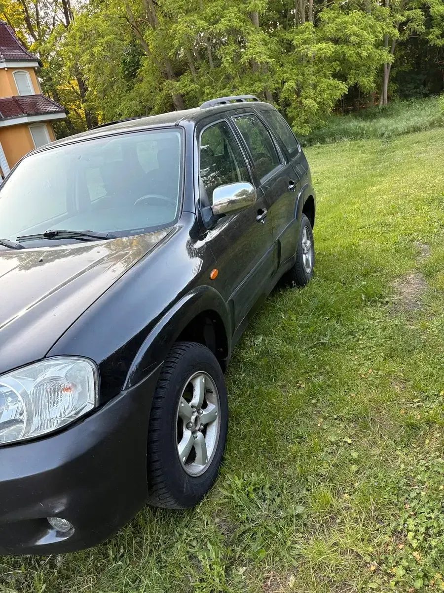 Gebraucht Mazda Tribute 150 PS (110 kW) 2004 Schwarz SUV
