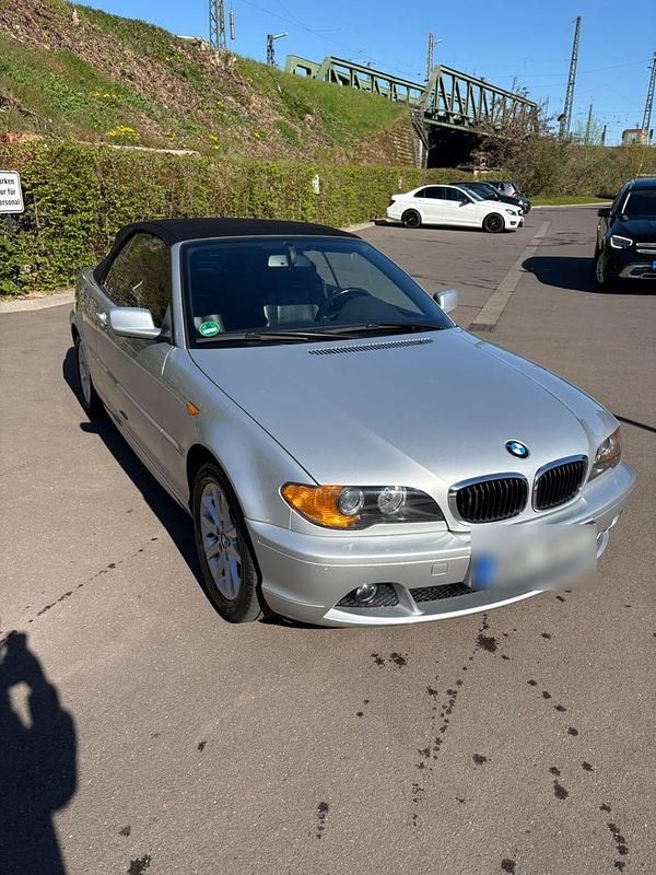 Gebraucht BMW 318 Cabriolet 150 PS (110 kW) 2004 Silber Cabrio