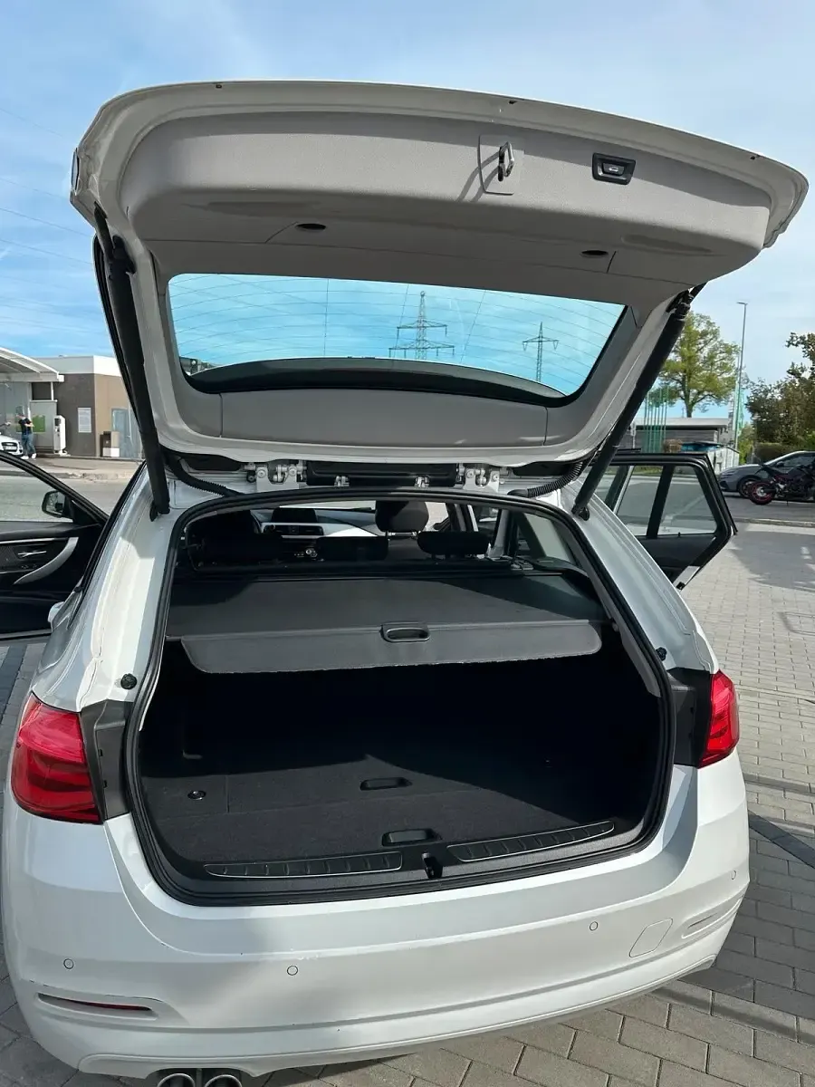 Gebraucht BMW 320 190 PS (139 kW) 2016 Weiß Kombi