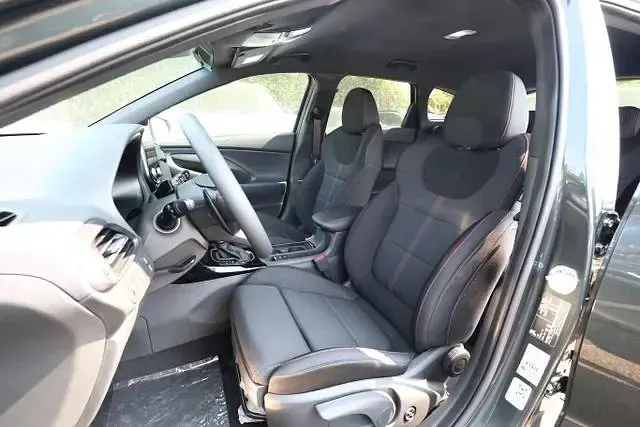 Neu Hyundai i30 N Line 150 PS (110 kW) 2026 Cypress green mineraleffekt cypress green mineraleffekt Kombi