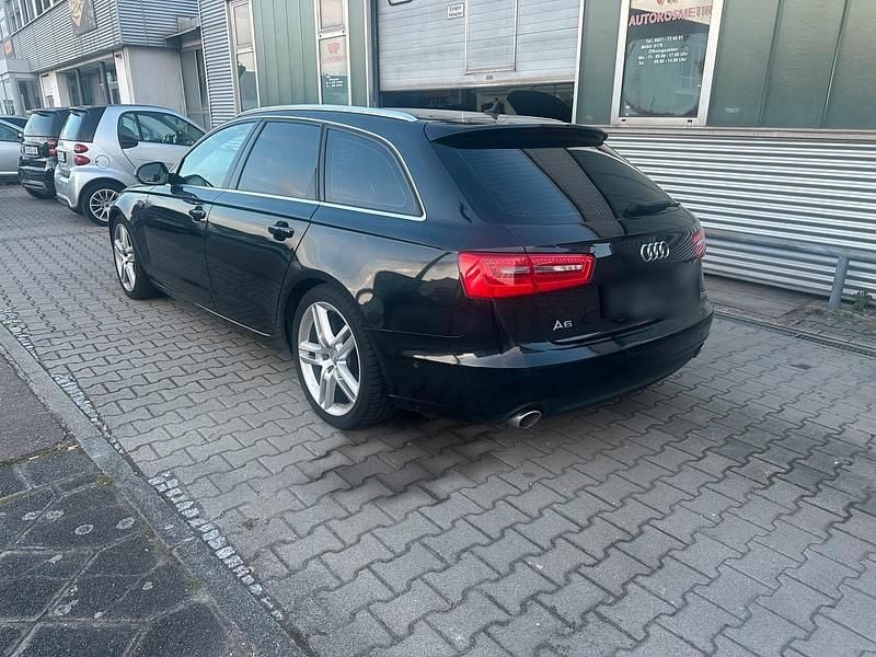 Gebraucht Audi A6 204 PS (150 kW) 2014 Schwarz Kombi
