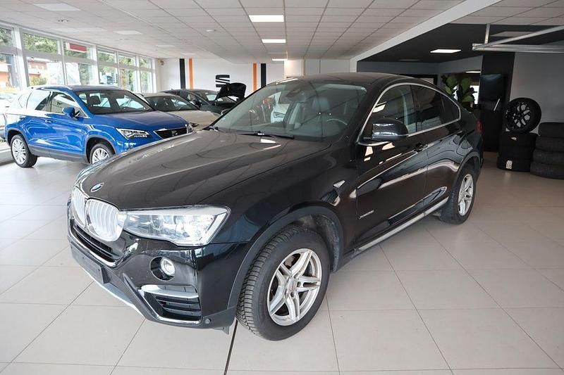 Black sapphire metallic Gebraucht 2015 BMW X4 Performance SUV | 20.855 € (Etwas zu teuer) - Bild 1/4