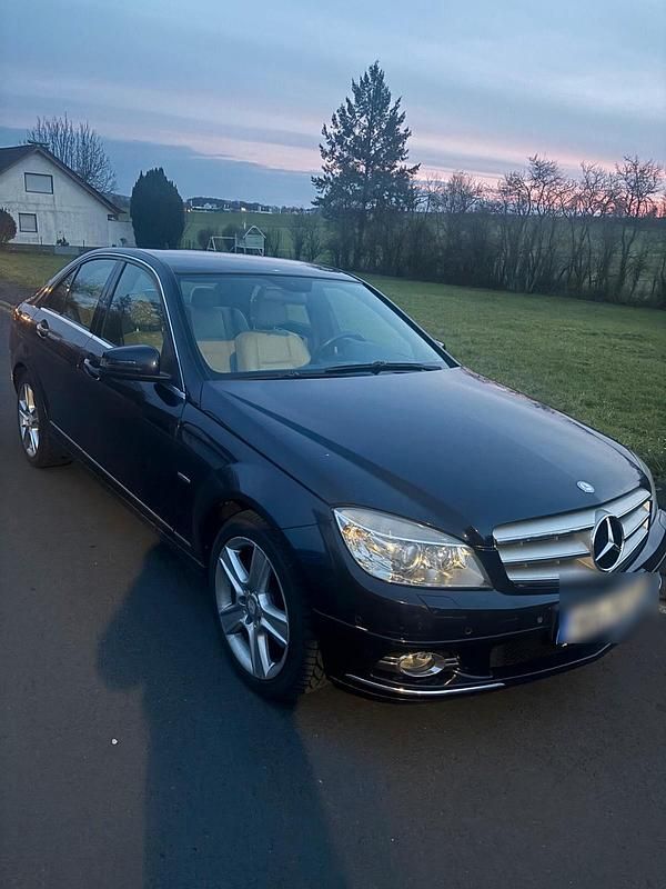 Gebraucht 2008 Mercedes C320 Limousine | 7.800 € (Fairer Preis) - Bild 1/4