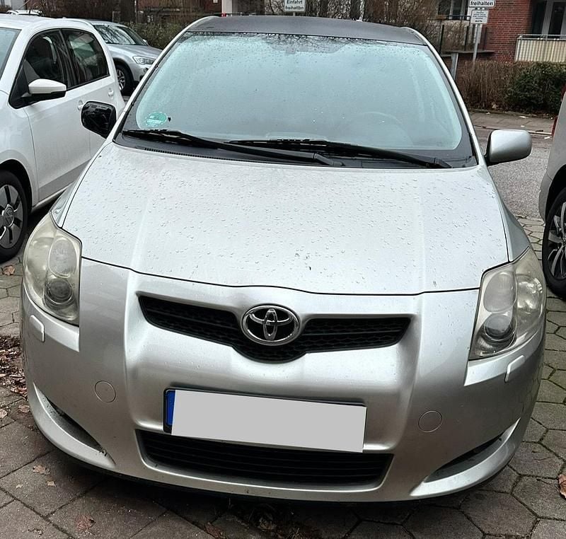 Silber Gebraucht 2007 Toyota Auris Limousine | 1.500 € (Guter Preis) - Bild 1/4
