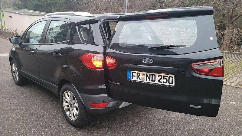 Gebraucht Ford Ecosport 125 PS (91 kW) 2016 Schwarz SUV