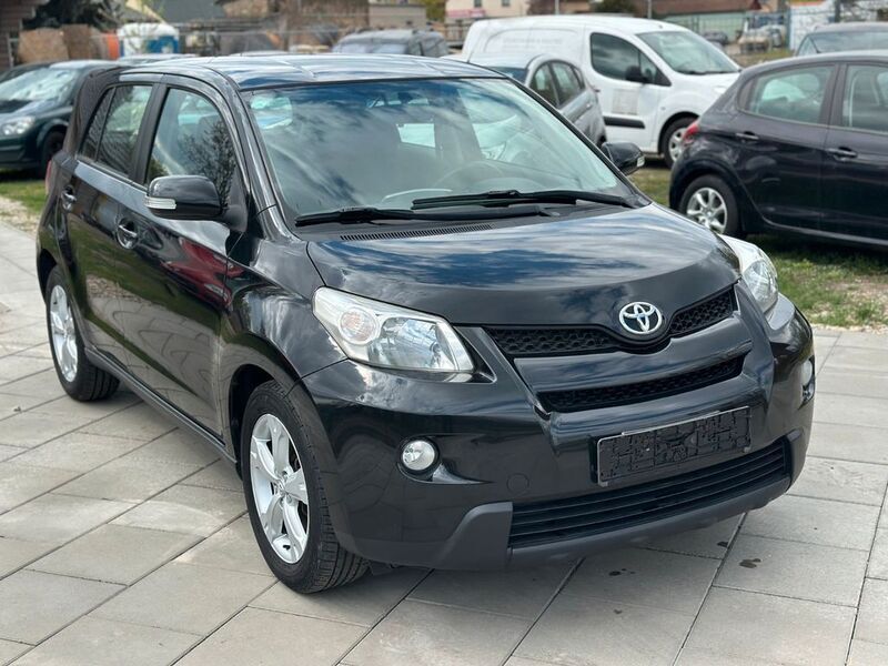 Schwarz Gebraucht 2009 Toyota Urban Cruiser SUV | 5.189 € (Fairer Preis) - Bild 1/4