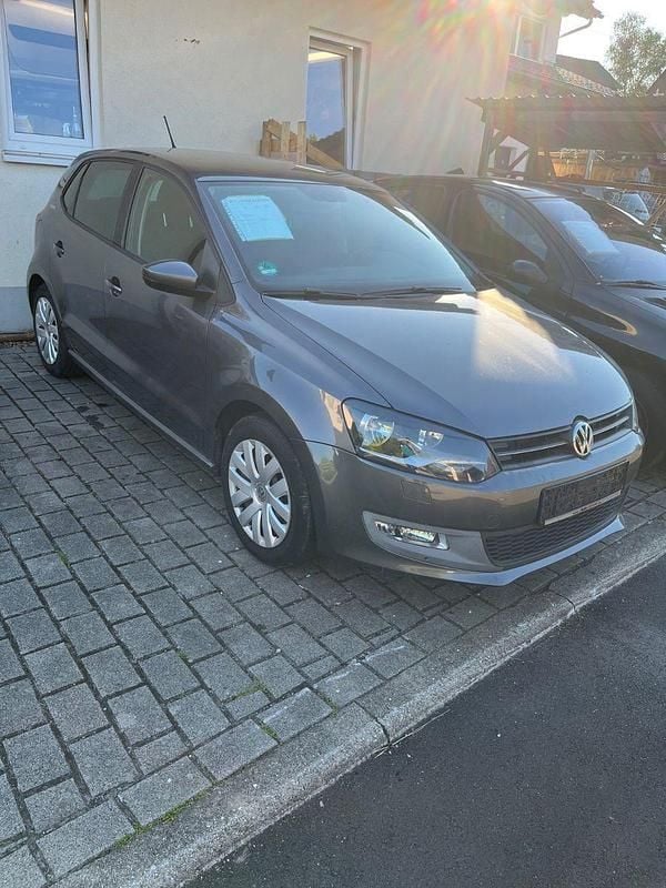 Silber Gebraucht 2010 VW Polo Kleinwagen | 3.299 € (Guter Preis) - Bild 1/4