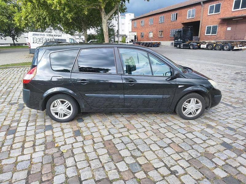 Schwarz Gebraucht 2004 Renault Grand Scénic II Van / Kleinbus | 1.995 € (Fairer Preis) - Bild 1/4