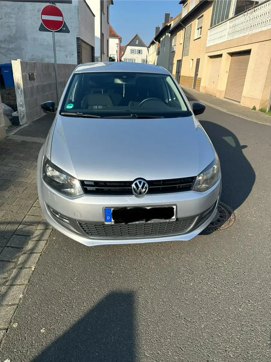 Usata VW Polo Match 69 CV (50 kW) 2013 Argento Utilitaria