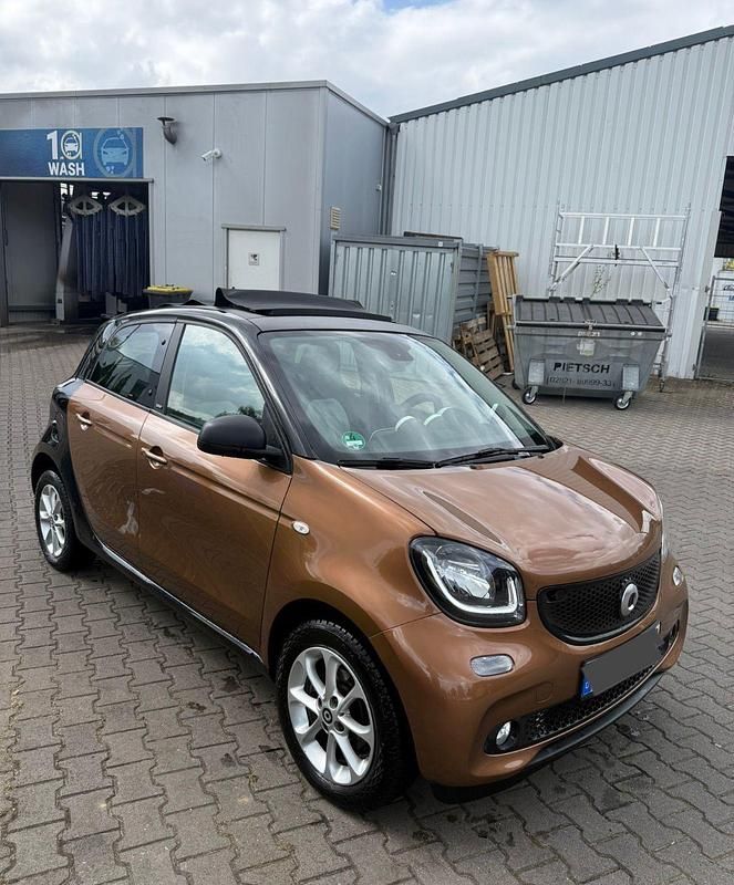Usata Smart ForFour Passion 71 CV (52 kW) 2017 Marrone Utilitaria
