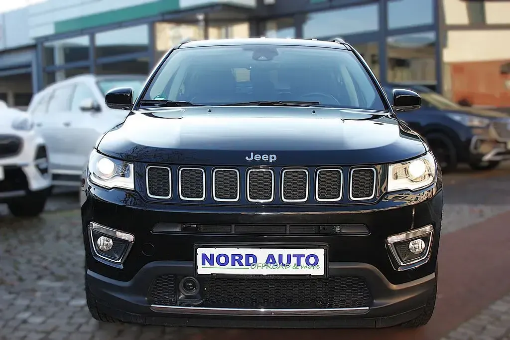 Gebraucht Jeep Compass 170 PS (125 kW) 2017 Schwarz SUV